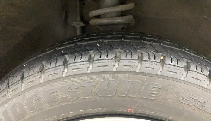 2016 Maruti Alto K10 VXI, Petrol, Manual, 46,291 km, Right Front Tyre Tread