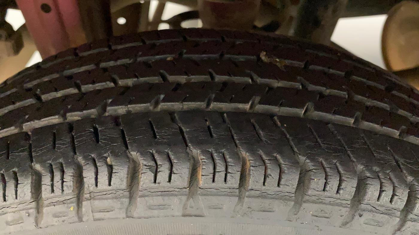 2017 Maruti Alto K10 VXI, Petrol, Manual, 13,660 km, Right Rear Tyre Tread
