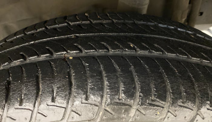 2014 Nissan Micra Active XV, Petrol, Manual, 29,238 km, Left Rear Tyre Tread