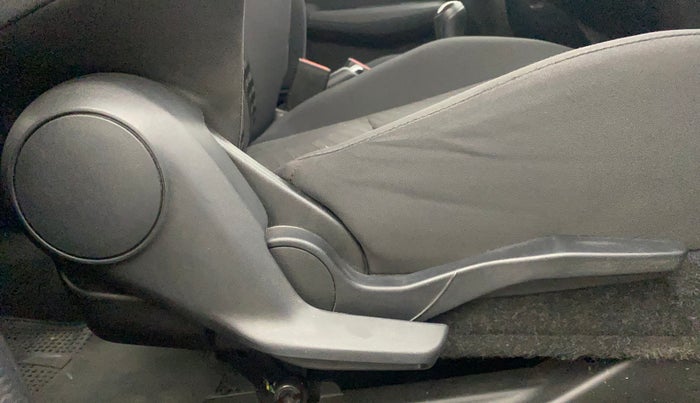 2021 Maruti Swift VXI, Petrol, Manual, 54,128 km, Driver Side Adjustment Panel