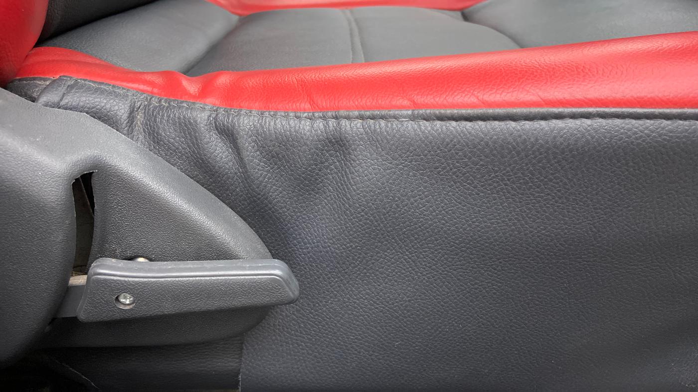 2016 Maruti Alto 800 LXI O, Petrol, Manual, 27,136 km, Driver Side Adjustment Panel