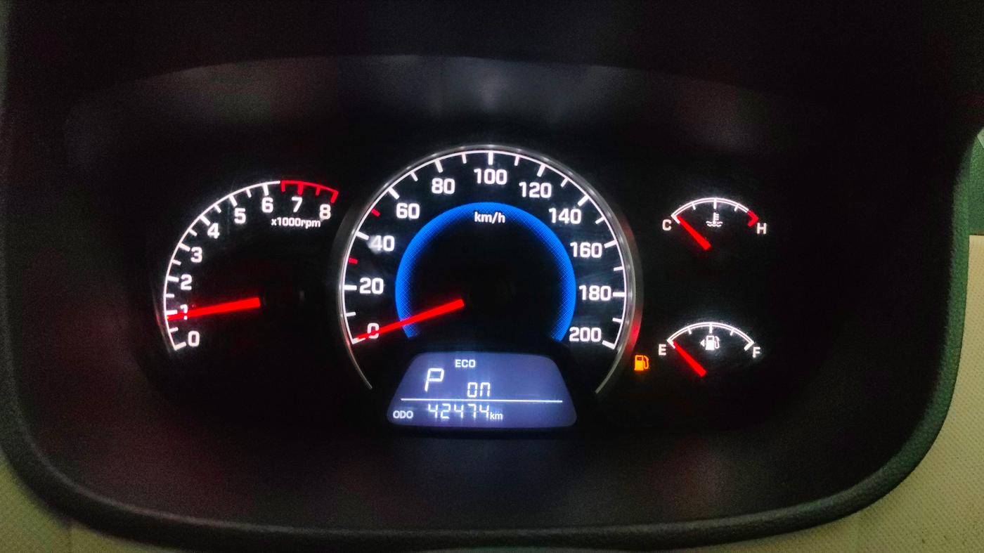 2017 Hyundai Grand i10 SPORTZ (O) AT 1.2 KAPPA VTVT, CNG, Automatic, 42,474 km, Odometer Image