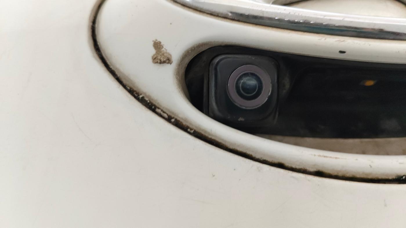 2017 Hyundai Grand i10 SPORTZ (O) AT 1.2 KAPPA VTVT, CNG, Automatic, 42,474 km, Parking Camera