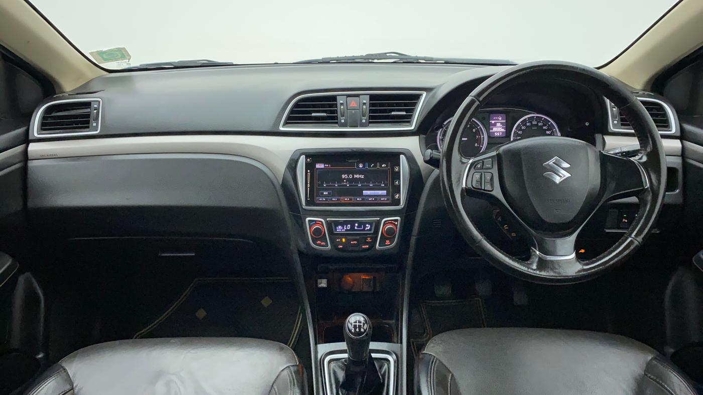 2015 Maruti Ciaz ZXI+ RS, Petrol, Manual, 88,085 km, Dashboard