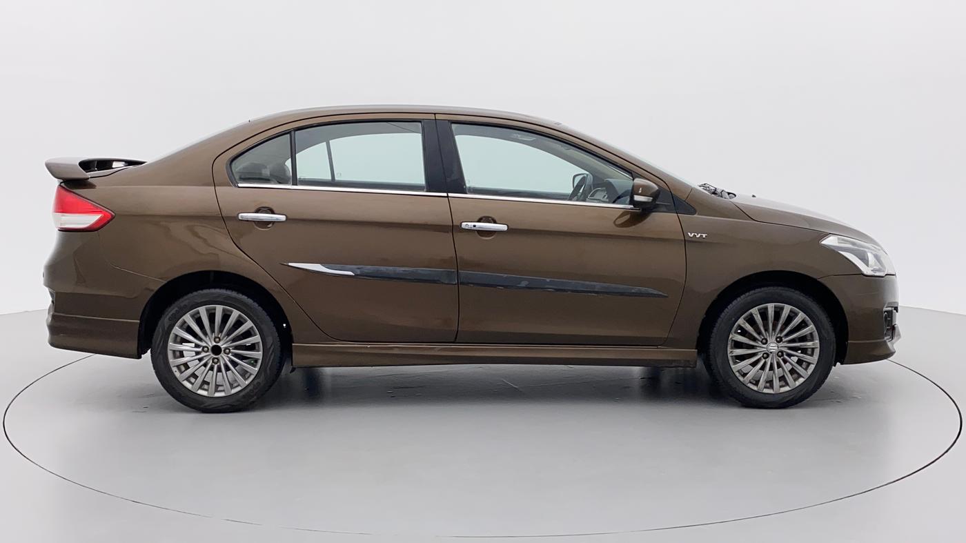 2015 Maruti Ciaz ZXI+ RS, Petrol, Manual, 88,085 km, Right Side View