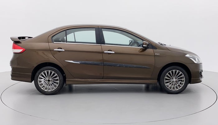 2015 Maruti Ciaz ZXI+ RS, Petrol, Manual, 88,085 km, Right Side View