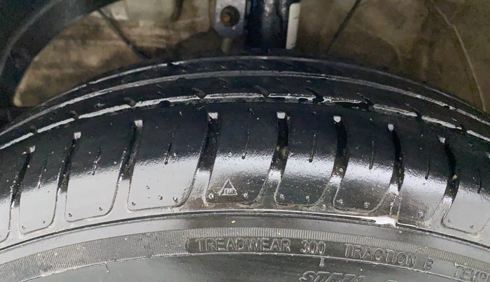 2021 Maruti Swift VXI, Petrol, Manual, 58,107 km, Left Front Tyre Tread