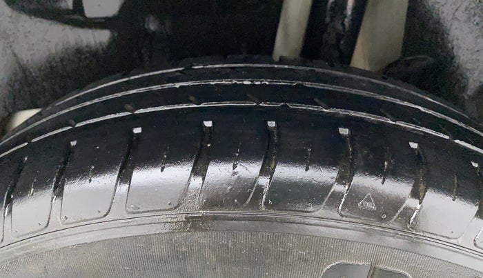 2021 Maruti Swift VXI, Petrol, Manual, 58,107 km, Left Rear Tyre Tread