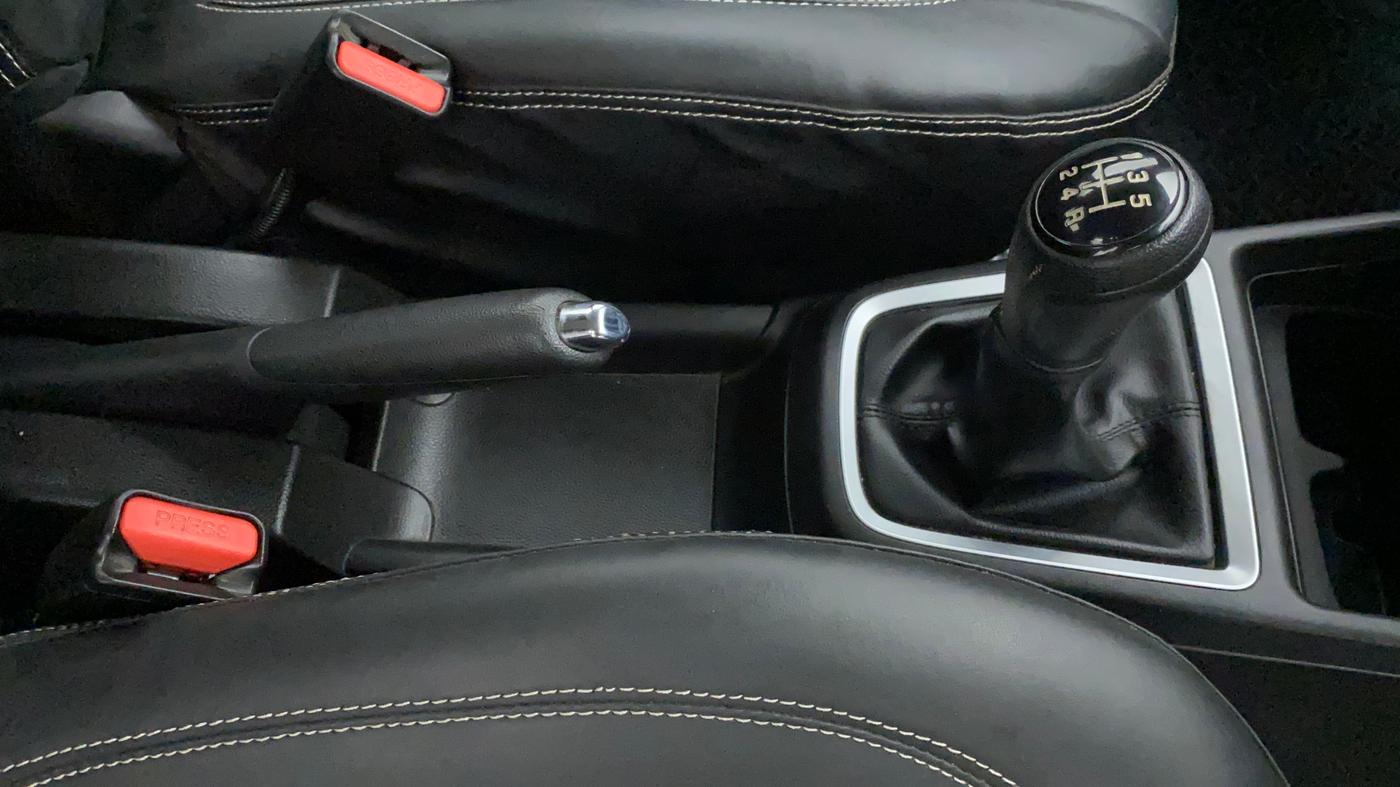 2021 Maruti Swift VXI, Petrol, Manual, 58,107 km, Gear Lever