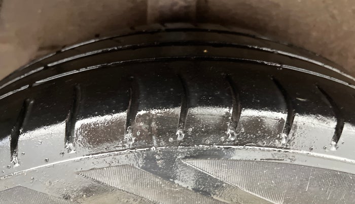 2014 Hyundai Grand i10 ASTA AT 1.2 KAPPA VTVT, Petrol, Automatic, 57,354 km, Right Rear Tyre Tread