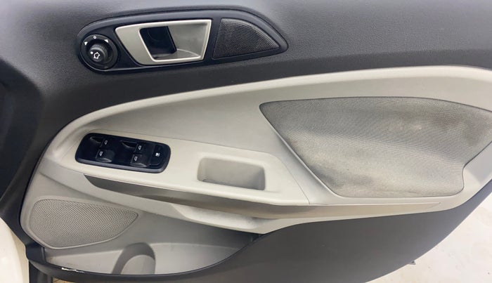 2017 Ford Ecosport TITANIUM 1.5L PETROL, Petrol, Manual, 1,01,446 km, Driver Side Door Panels Control