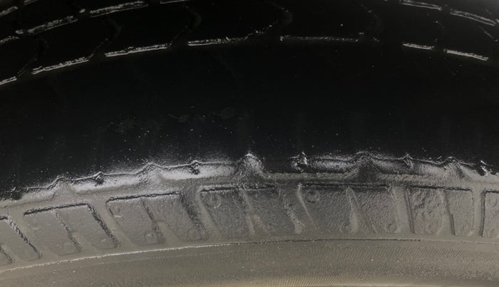 2017 Maruti Alto K10 VXI (O) AMT, Petrol, Automatic, 33,889 km, Left Rear Tyre Tread