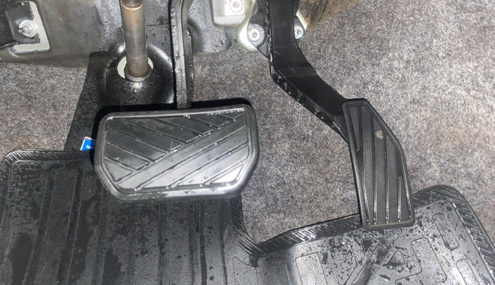 2017 Maruti Alto K10 VXI (O) AMT, Petrol, Automatic, 33,889 km, Pedals