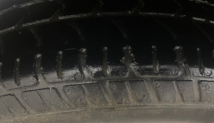 2017 Maruti Alto K10 VXI (O) AMT, Petrol, Automatic, 33,889 km, Right Rear Tyre Tread