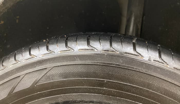 2018 Ford Ecosport TREND + 1.5L PETROL AT, Petrol, Automatic, 43,504 km, Left Rear Tyre Tread