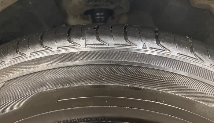 2018 Ford Ecosport TREND + 1.5L PETROL AT, Petrol, Automatic, 43,504 km, Right Front Tyre Tread