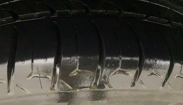 2017 Tata TIGOR XZ (O) PETROL, Petrol, Manual, 1,03,463 km, Right Rear Tyre Tread