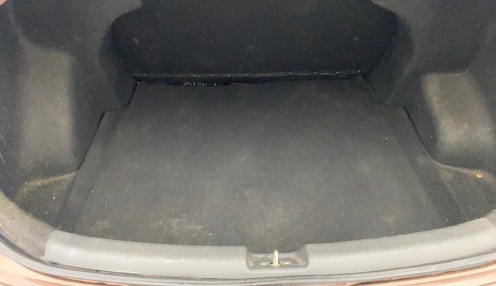 2020 Hyundai AURA E 1.2, Petrol, Manual, 95,801 km, Boot Inside