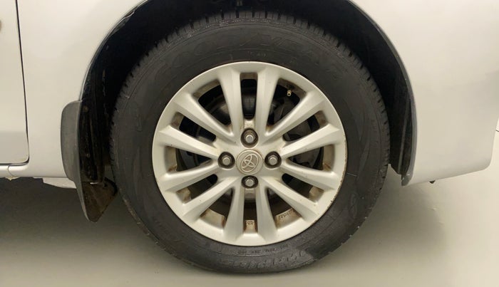 2014 Toyota Etios V, Petrol, Manual, 61,733 km, Right Front Wheel