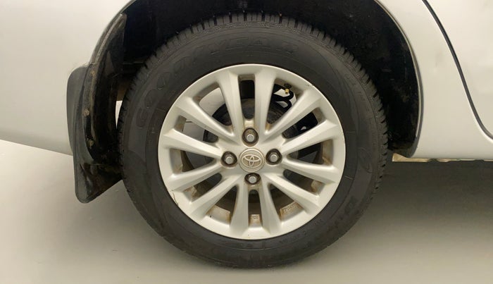 2014 Toyota Etios V, Petrol, Manual, 61,733 km, Right Rear Wheel