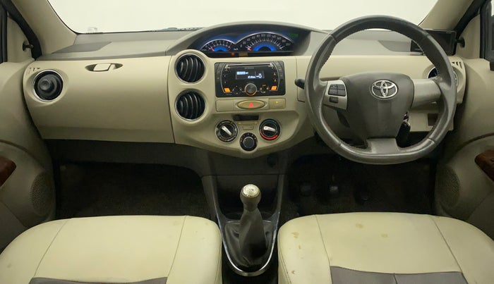 2014 Toyota Etios V, Petrol, Manual, 61,733 km, Dashboard