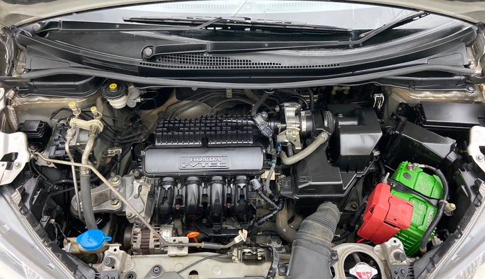 2015 Honda Jazz 1.2 V MT, Petrol, Manual, 76,438 km, Engine Bonet View