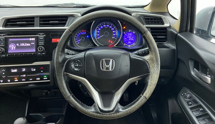2015 Honda Jazz 1.2 V MT, Petrol, Manual, 76,438 km, Steering Wheel Close Up
