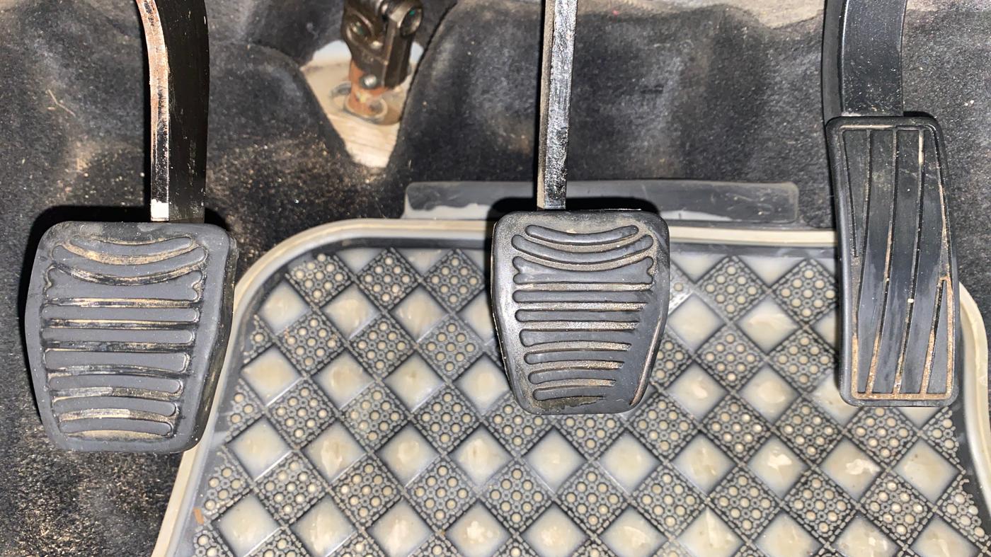 2019 Mahindra XUV300 1.5 W6 MT, Diesel, Manual, 59,235 km, Pedals