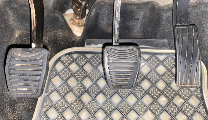 2019 Mahindra XUV300 1.5 W6 MT, Diesel, Manual, 59,235 km, Pedals