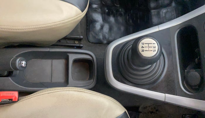 2015 Maruti Ritz VXI, CNG, Manual, 1,30,066 km, Gear Lever