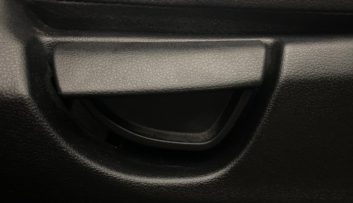 2019 Hyundai NEW SANTRO MAGNA AMT, Petrol, Automatic, 29,305 km, Driver Side Adjustment Panel