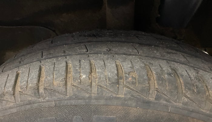 2019 Hyundai NEW SANTRO MAGNA AMT, Petrol, Automatic, 29,305 km, Left Rear Tyre Tread