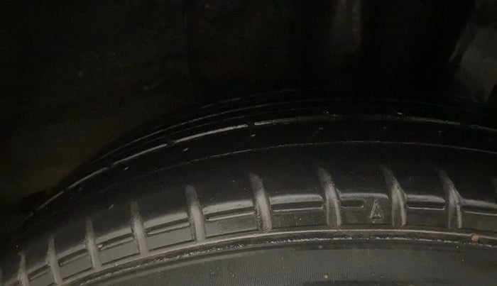 2019 Hyundai Grand i10 SPORTZ 1.2 KAPPA VTVT, Petrol, Manual, 64,056 km, Left Rear Tyre Tread