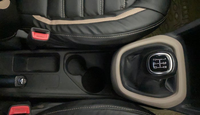 2019 Hyundai Grand i10 SPORTZ 1.2 KAPPA VTVT, Petrol, Manual, 64,056 km, Gear Lever