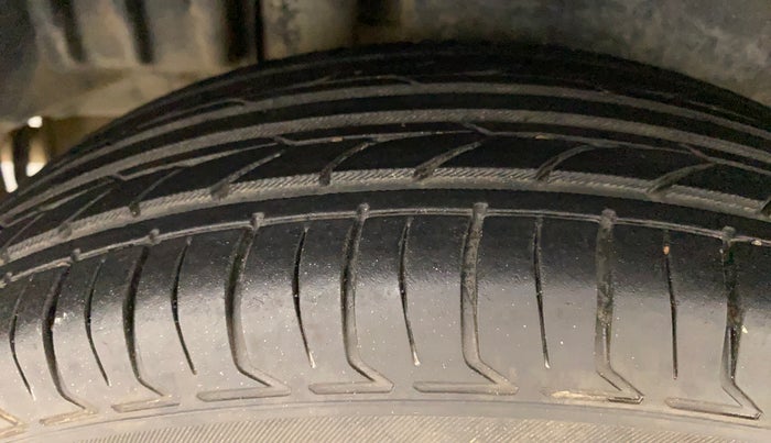 2012 Maruti Swift Dzire VXI, Petrol, Manual, 44,112 km, Right Rear Tyre Tread