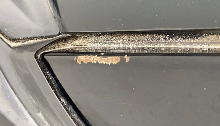 2012 Maruti Swift Dzire VXI, Petrol, Manual, 44,112 km, Left A pillar - Slight discoloration