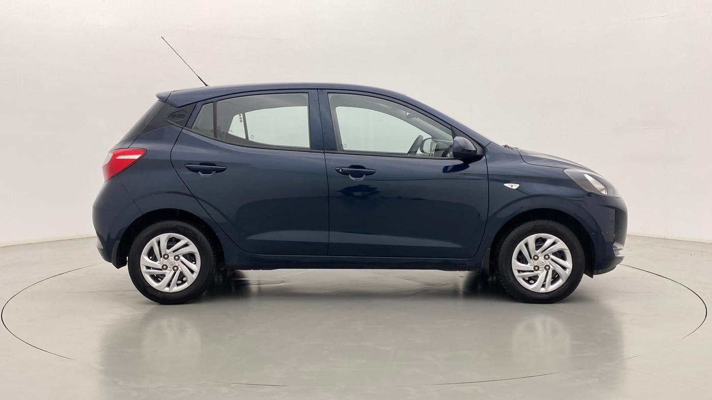 2022 Hyundai GRAND I10 NIOS MAGNA 1.2 MT, Petrol, Manual, 28,747 km, Right Side View