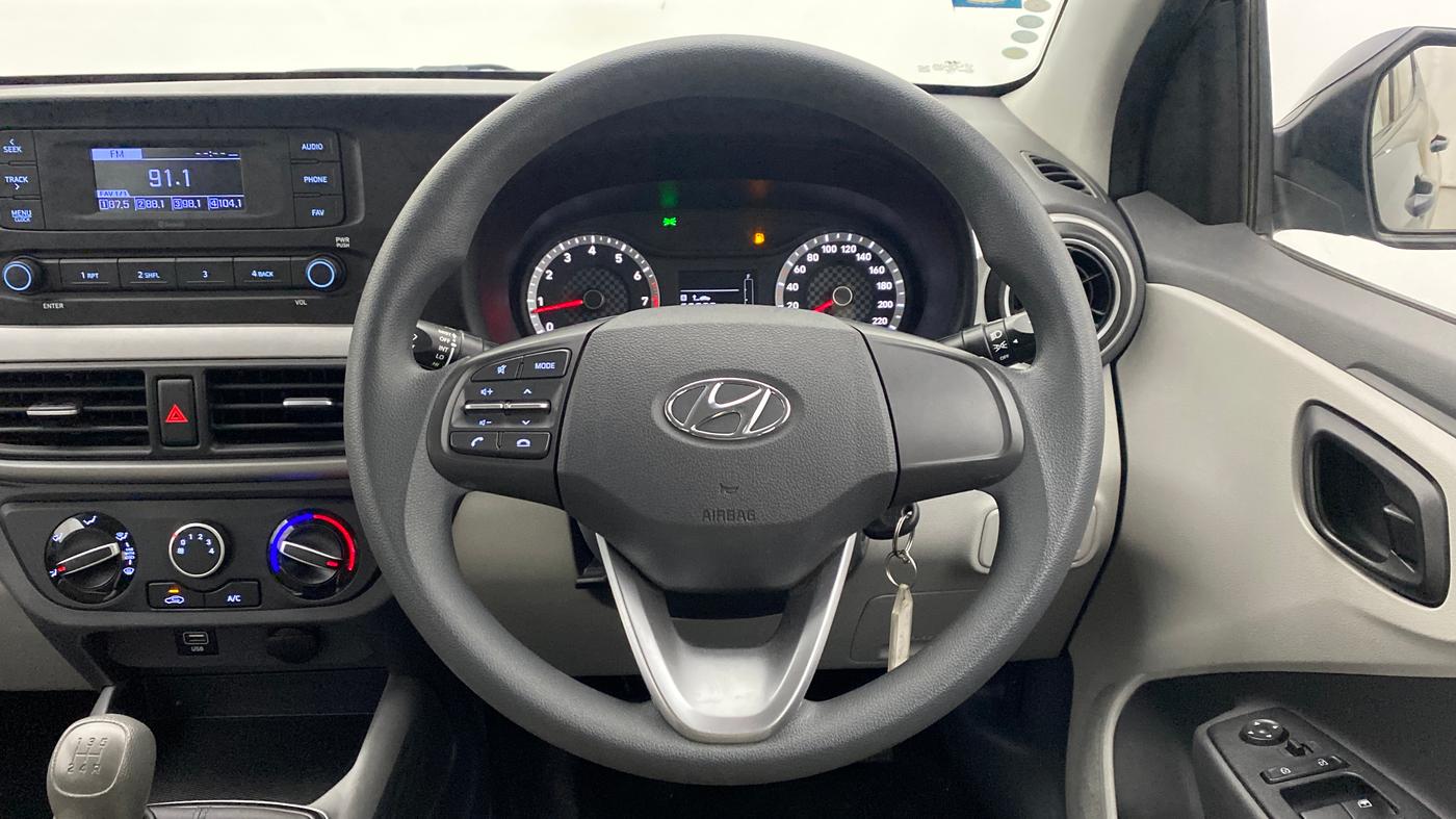 2022 Hyundai GRAND I10 NIOS MAGNA 1.2 MT, Petrol, Manual, 28,747 km, Steering Wheel Close Up