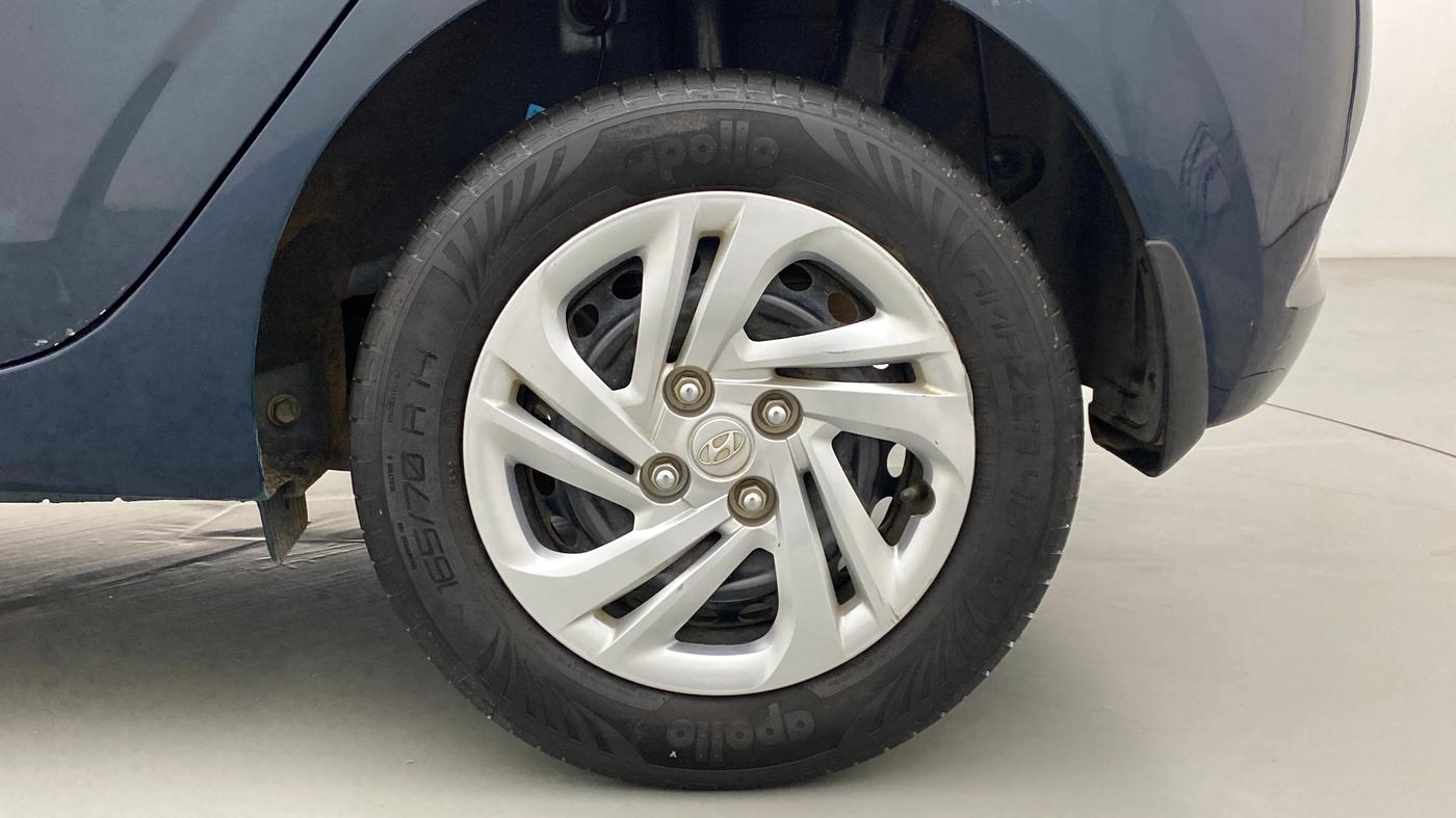 2022 Hyundai GRAND I10 NIOS MAGNA 1.2 MT, Petrol, Manual, 28,747 km, Left Rear Wheel