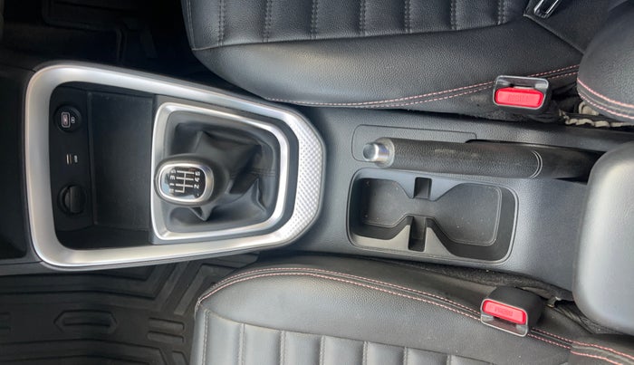 2021 KIA SONET HTX 1.0 IMT, Petrol, Manual, 1,12,203 km, Gear Lever