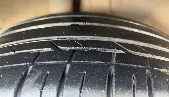 2021 KIA SONET HTX 1.0 IMT, Petrol, Manual, 1,12,203 km, Right Rear Tyre Tread