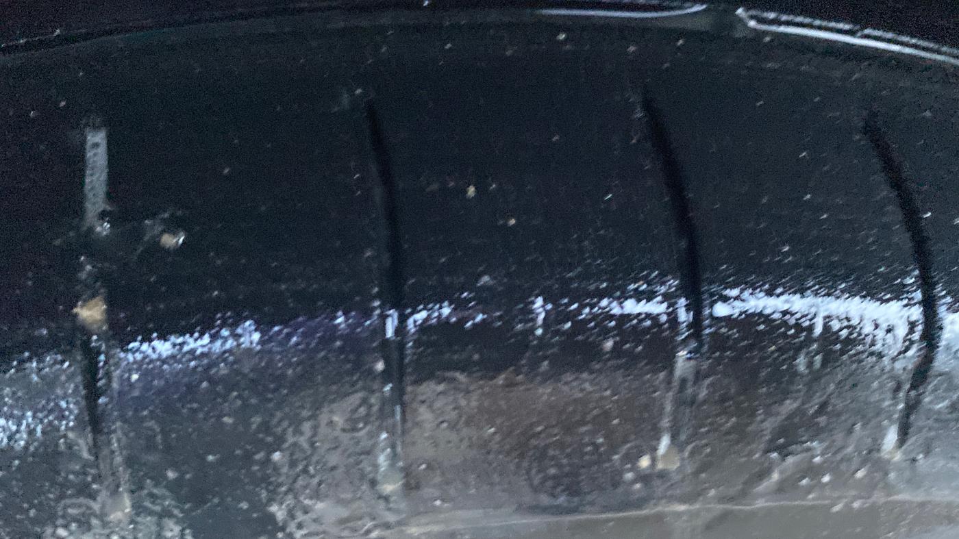 2019 Mahindra XUV300 W8 1.2 PETROL, Petrol, Manual, 80,467 km, Right Rear Tyre Tread