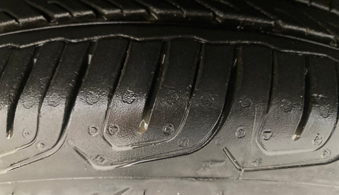 2016 Ford Ecosport TITANIUM 1.5L PETROL, Petrol, Manual, 62,334 km, Left Front Tyre Tread