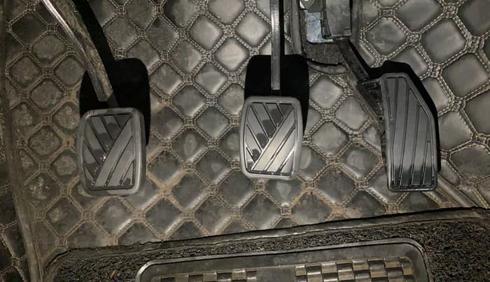 2022 Maruti Swift LXI, Petrol, Manual, 36,541 km, Pedals