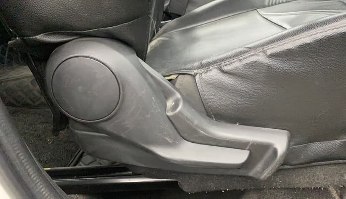 2022 Maruti Swift LXI, Petrol, Manual, 36,541 km, Driver Side Adjustment Panel