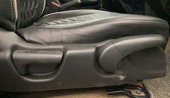 2017 Honda WR-V 1.2L I-VTEC VX MT, Petrol, Manual, 1,12,442 km, Driver Side Adjustment Panel