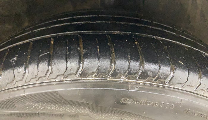 2023 Hyundai NEW I20 SPORTZ 1.2 MT, Petrol, Manual, 51,244 km, Right Front Tyre Tread