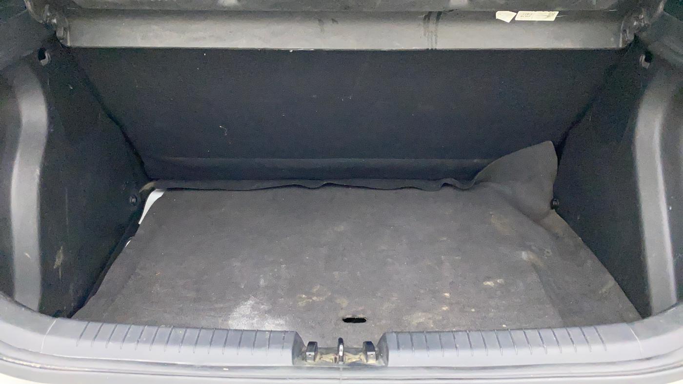 2018 Hyundai Elite i20 SPORTZ 1.2, Petrol, Manual, 52,575 km, Boot Inside