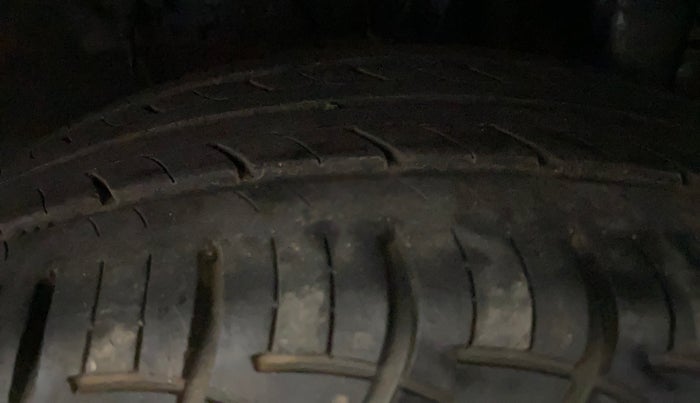 2020 Hyundai Elite i20 SPORTZ PLUS 1.2, Petrol, Manual, 13,751 km, Left Rear Tyre Tread