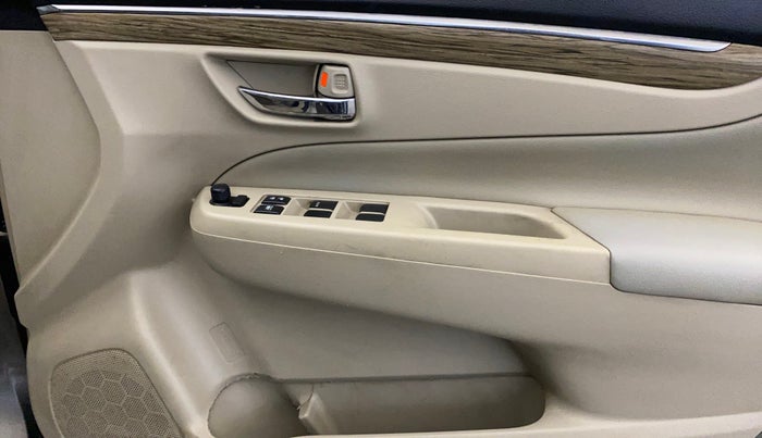 2019 Maruti Ciaz ALPHA 1.5 SHVS PETROL, Petrol, Manual, 56,320 km, Driver Side Door Panels Control